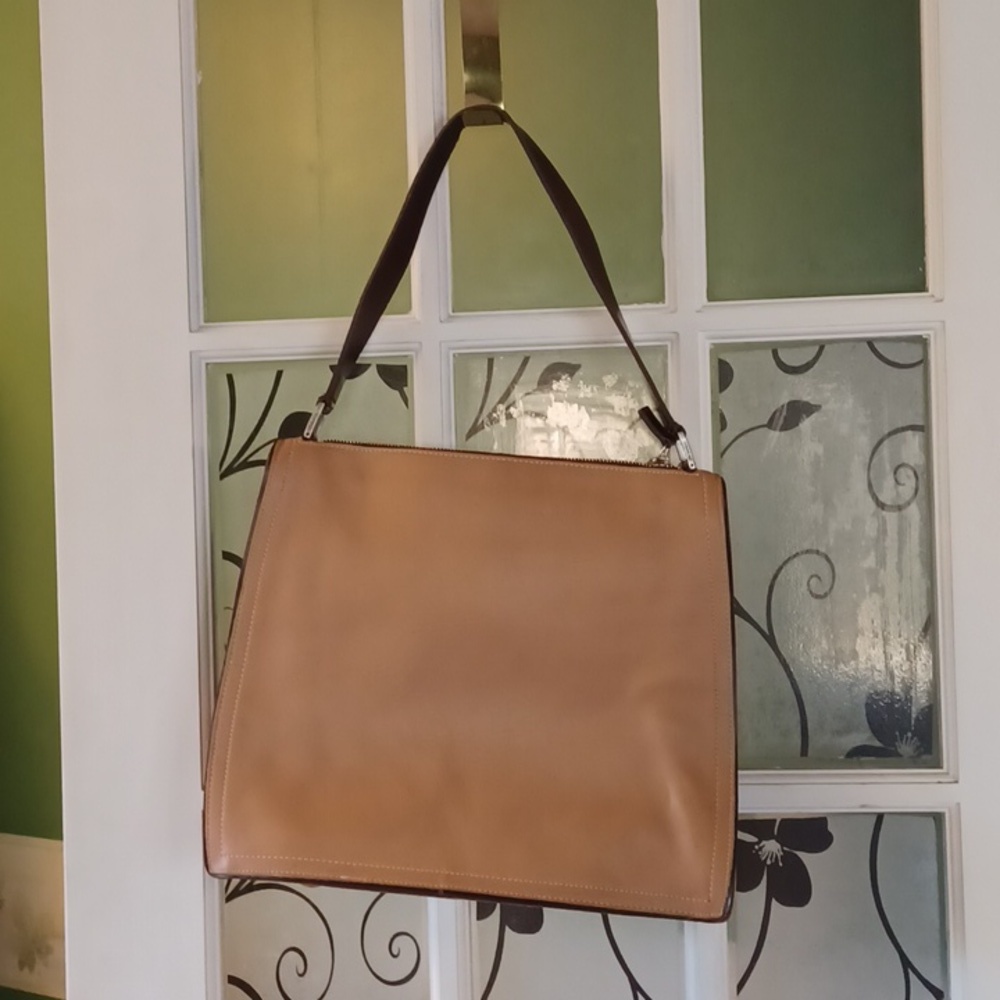 Vintage leather Coach handbags brown all leather tan